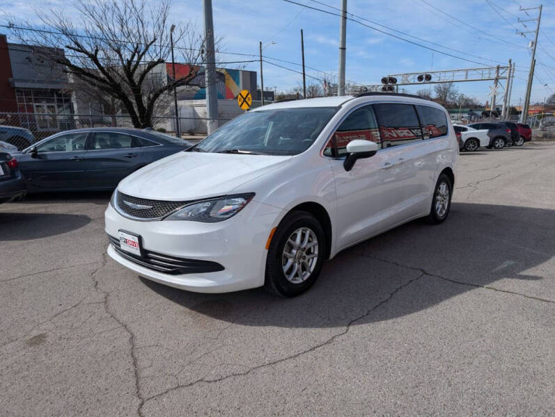 2020 Chrysler Voyager LXi