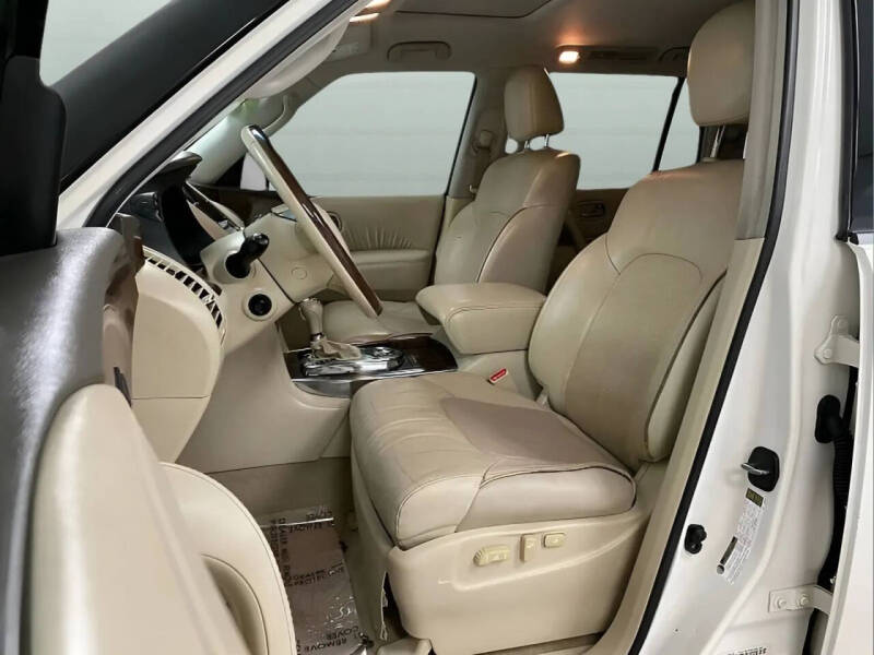 2015 Infiniti QX80