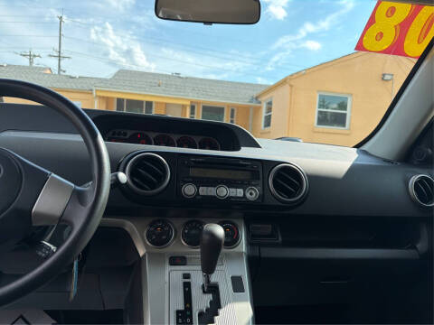 2008 Scion xB