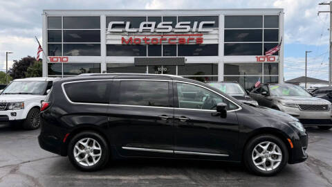 2018 Chrysler Pacifica Touring L