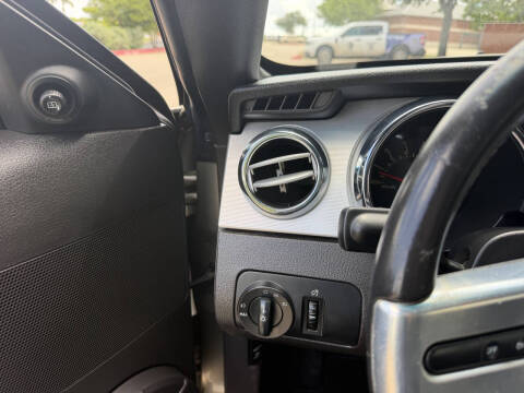 2008 Ford Mustang V6 Deluxe