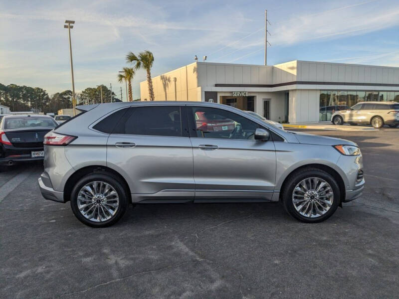 2024 Ford Edge Titanium