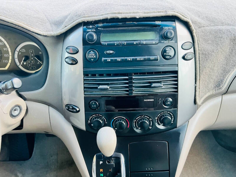 2007 Toyota Sienna CE 8-Passenger