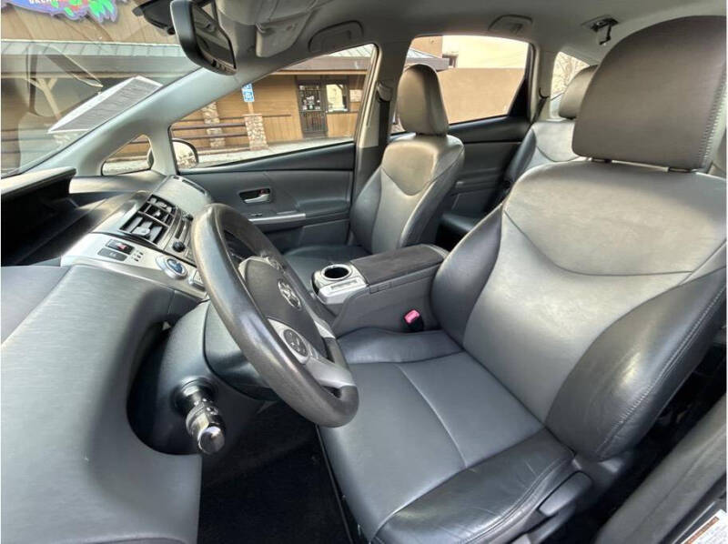 2012 Toyota Prius v