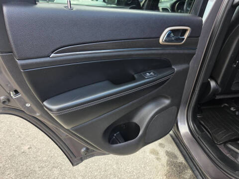 2017 Jeep Grand Cherokee