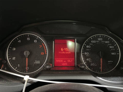 2011 Audi Q5 2.0T quattro Premium