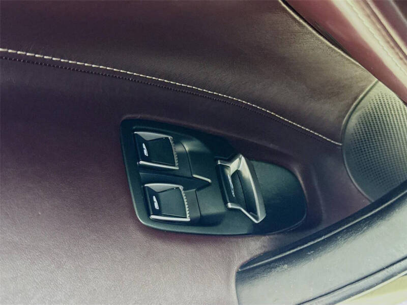 2019 McLaren 720S Luxury