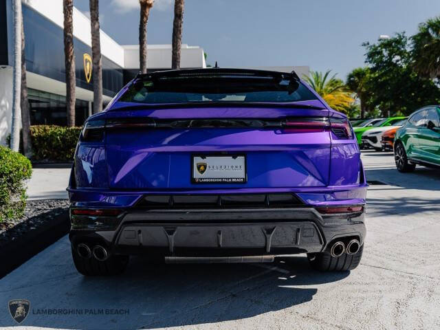 2023 Lamborghini Urus Performante