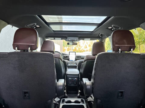 2020 Ford Explorer Platinum