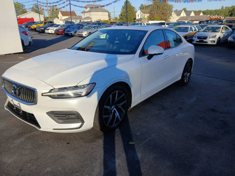 2019 Volvo S60 T6 Momentum