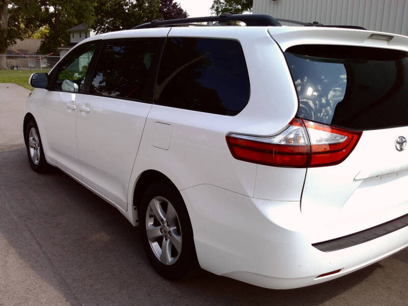 2016 Toyota Sienna