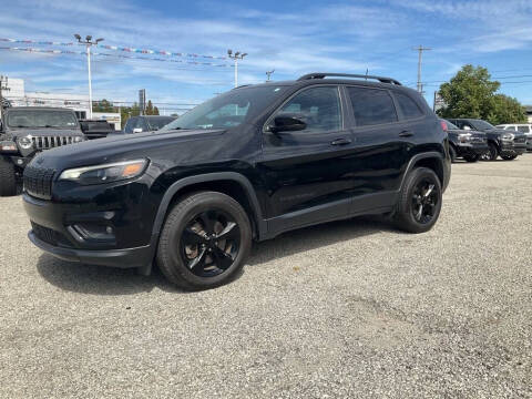 2023 Jeep Cherokee Altitude Lux