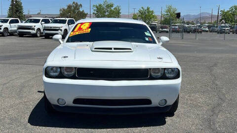 2014 Dodge Challenger R/T Plus