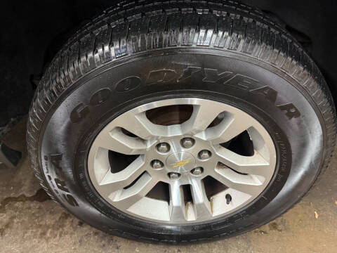 2016 Chevrolet Suburban LS