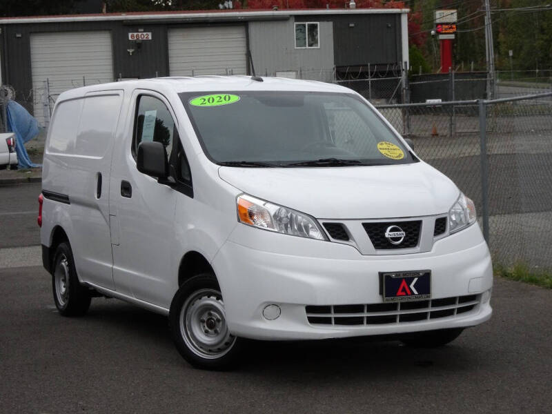 2020 Nissan NV200 SV