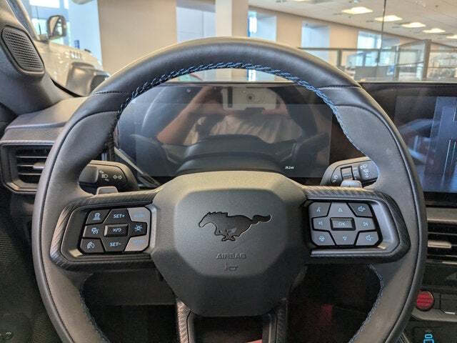 2025 Ford Mustang Dark Horse