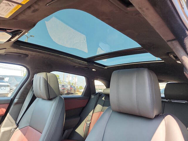 2026 Land Rover Range Rover Velar P400 Autobiography