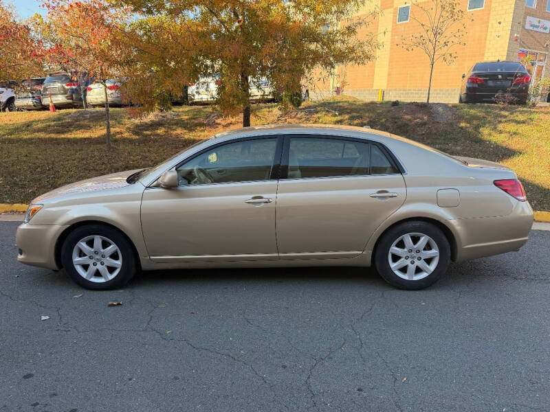 2010 Toyota Avalon XLS
