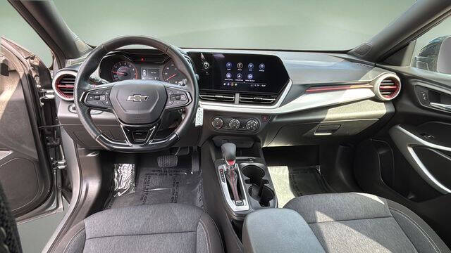 2024 Chevrolet Trax RS