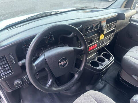 2013 GMC Savana 2500