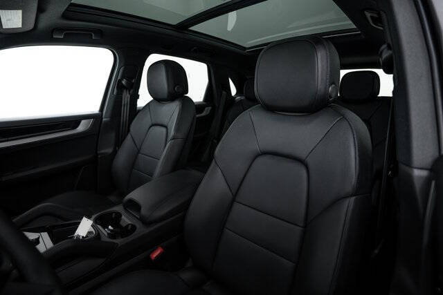 2024 Porsche Cayenne