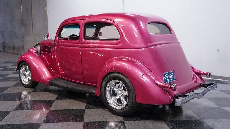 1936 Ford Deluxe