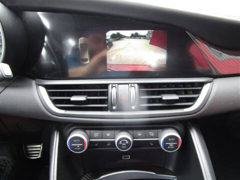 2018 Alfa Romeo Giulia Quadrifoglio