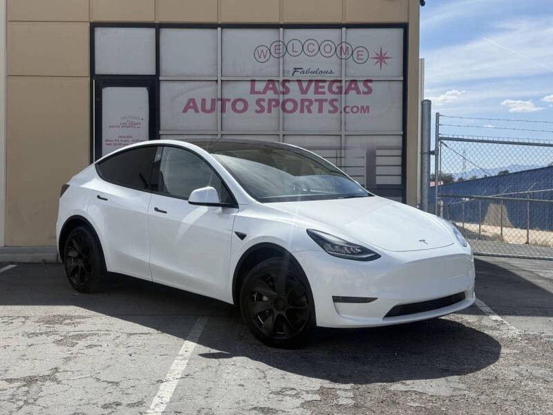 2023 Tesla Model Y's photo