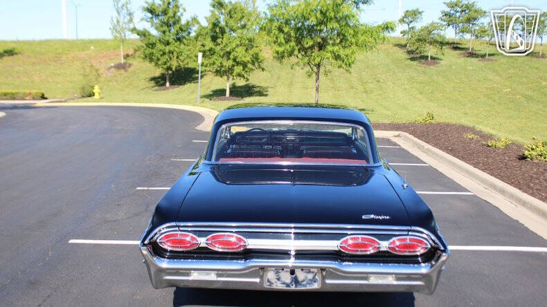 1962 Oldsmobile Starfire