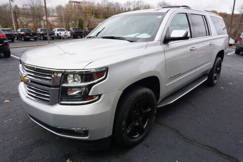 2018 Chevrolet Suburban for sale at Modern Motors - Thomasville INC in Thomasville NC