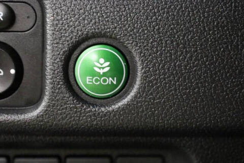 2019 Honda Pilot Touring w/Rear Captain's Chairs