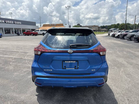 2023 Nissan Kicks SR