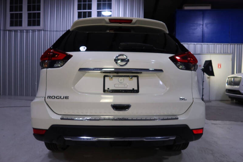 2017 Nissan Rogue SL