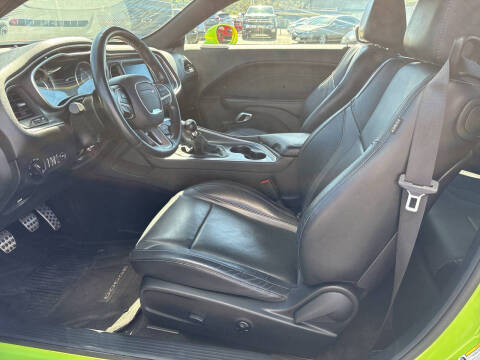 2015 Dodge Challenger R/T Plus