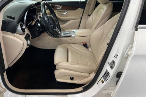 2021 Mercedes-Benz GLC GLC 300 4MATIC