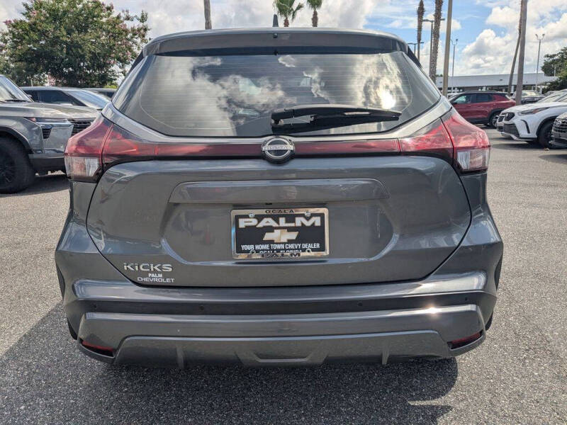 2023 Nissan Kicks S