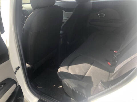 2017 Kia Soul +