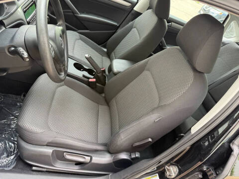 2013 Volkswagen Passat S PZEV