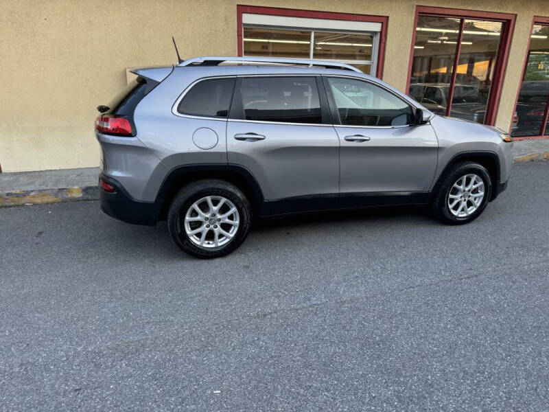 2017 Jeep Cherokee Latitude