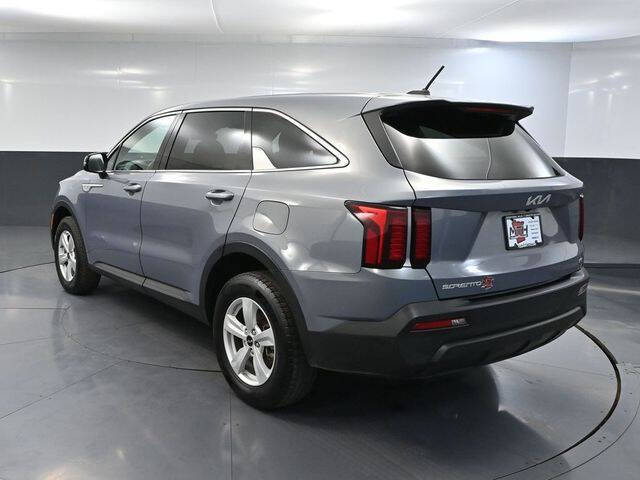 2023 Kia Sorento LX