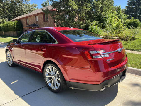 2018 Ford Taurus Limited