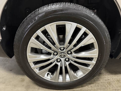 2024 Toyota Venza XLE