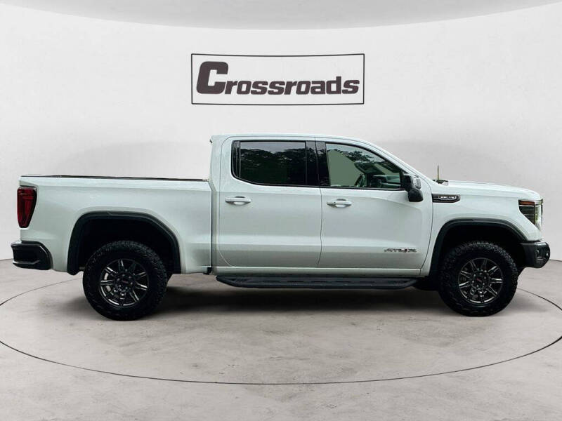 2025 GMC Sierra 1500 AT4X
