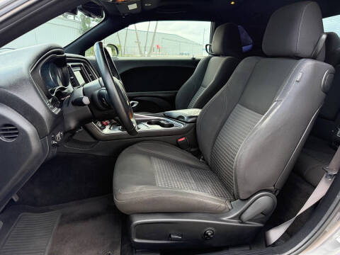 2018 Dodge Challenger SXT