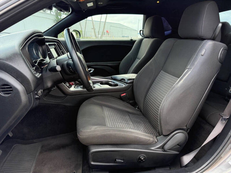 2018 Dodge Challenger SXT