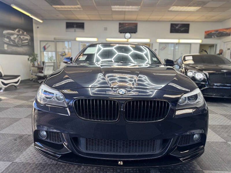 2012 BMW 5 Series 550i