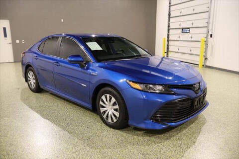 2019 Toyota Camry Hybrid LE