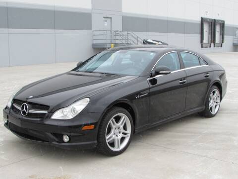 2006 Mercedes-Benz CLS for sale at R & I Auto in Lake Bluff IL