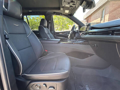 2023 Cadillac Escalade Sport