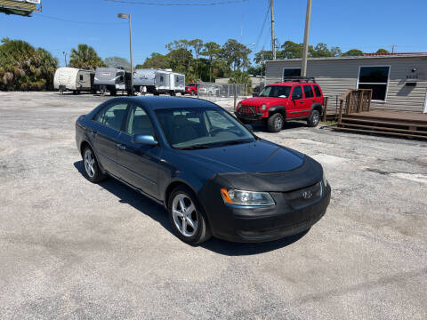 2006 Hyundai Sonata for sale at Friendly Finance Auto Sales in Port Richey FL
